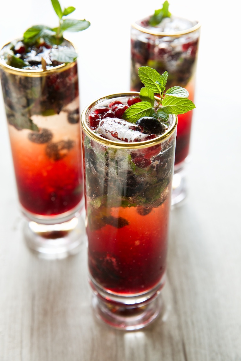 minty pomegranate punch "mocktail"