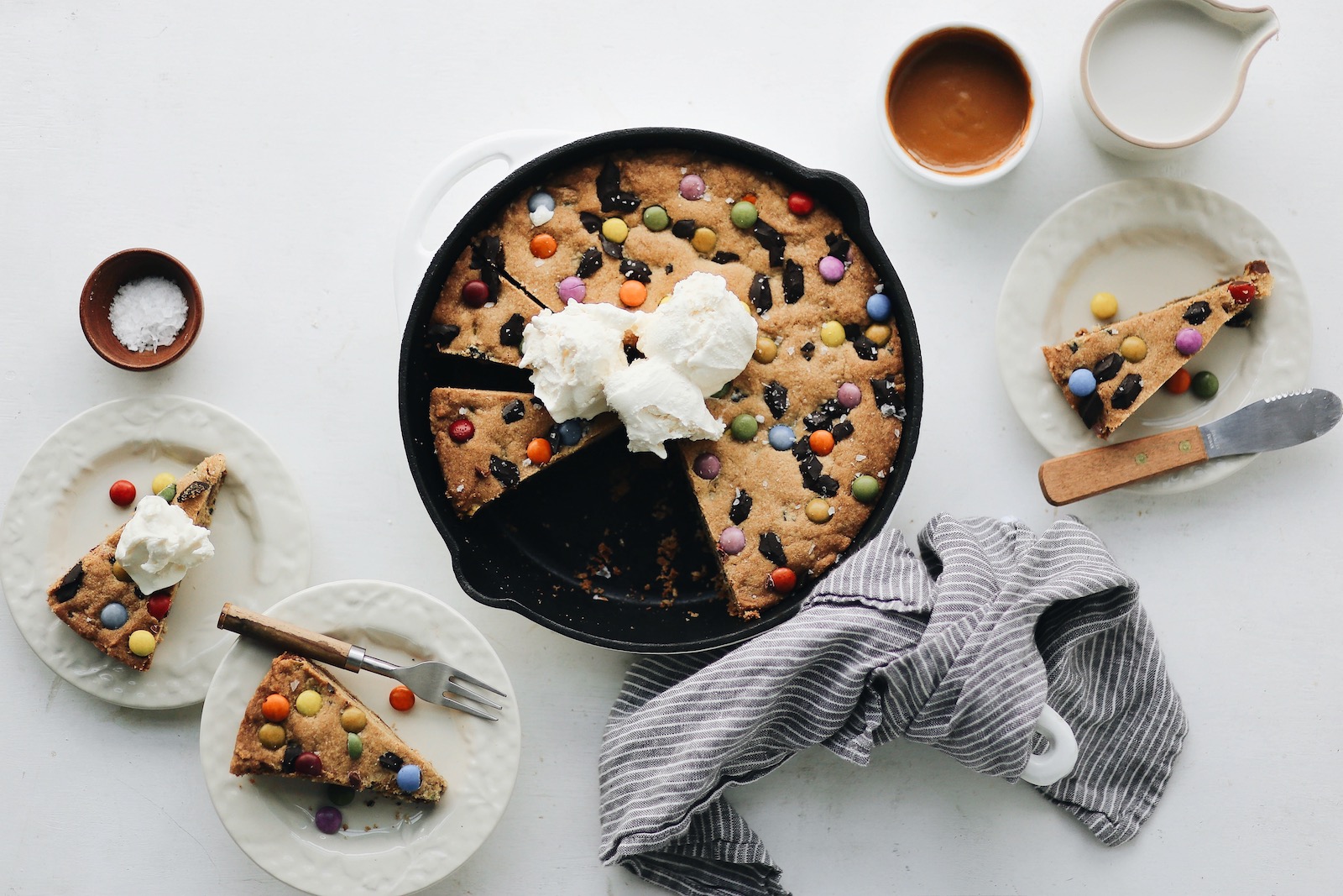 easy skillet cookie