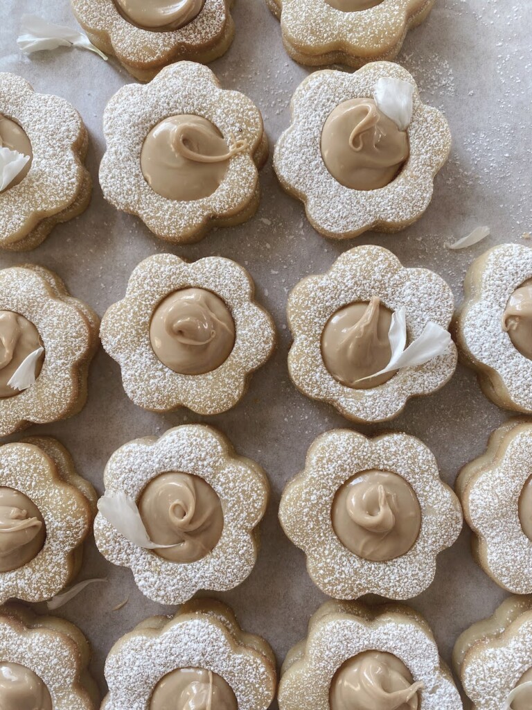 linzer cookie